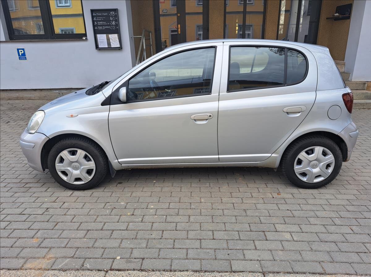 Toyota Yaris Hatchback 1,4 l 55 kw