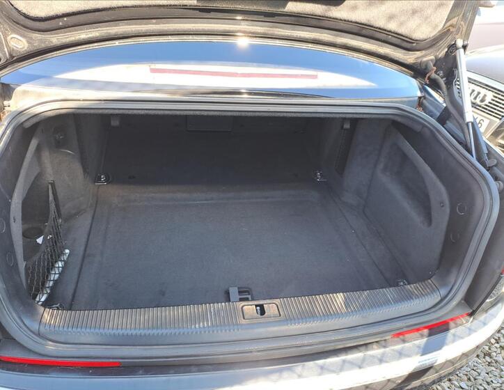 Audi A8 20