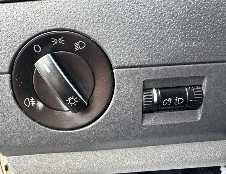 Volkswagen Transporter Kombi 1,9 l 90 kw