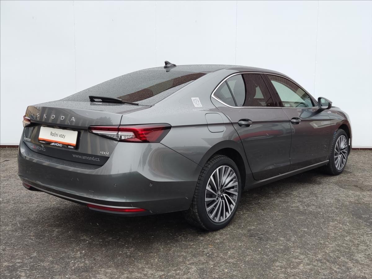 Škoda Superb Liftback 2,0 l 142 kw