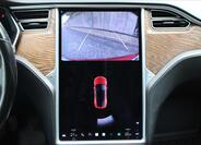 Tesla Model S 24