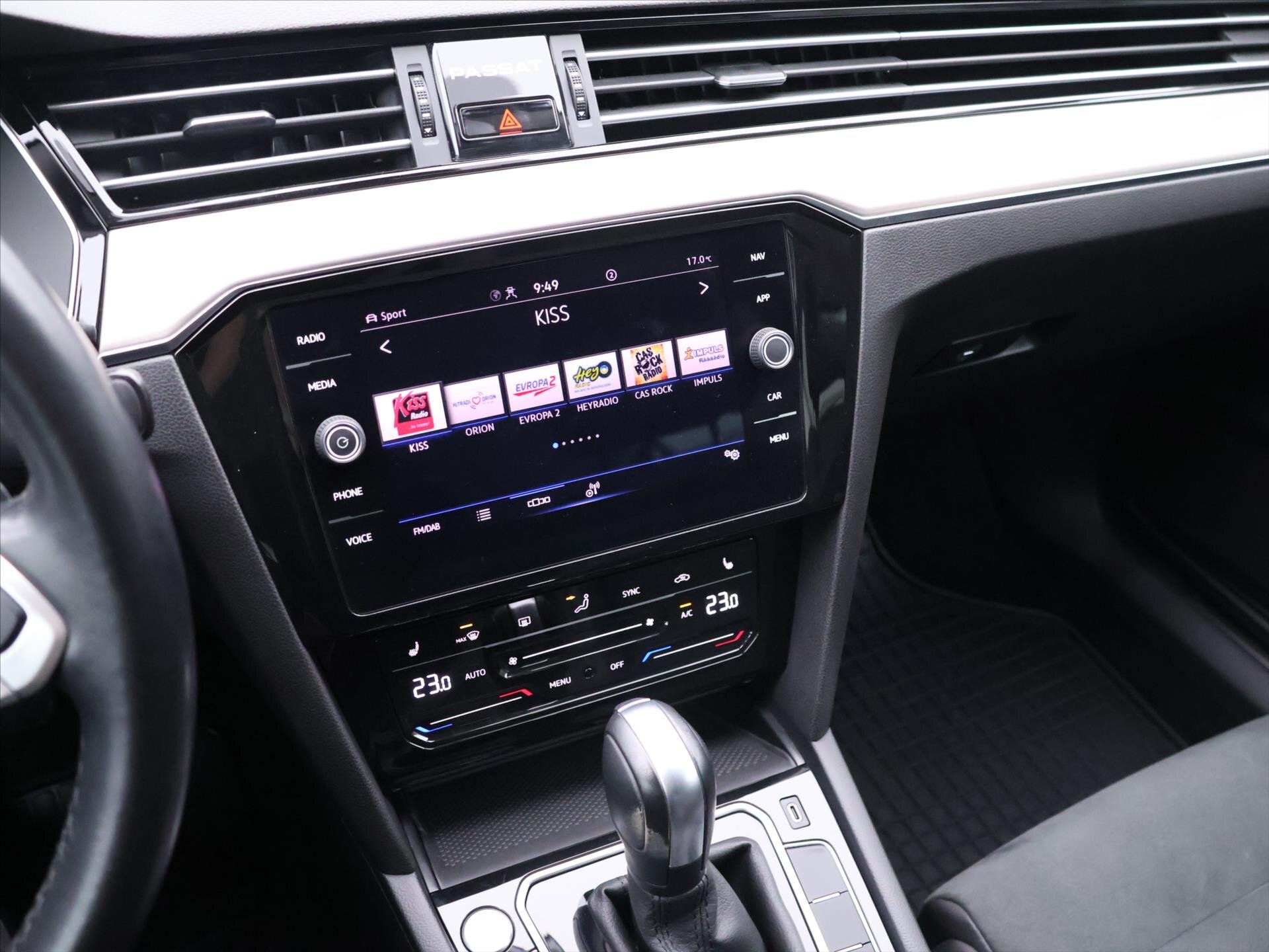 Volkswagen Passat Kombi 2,0 l 206 kw