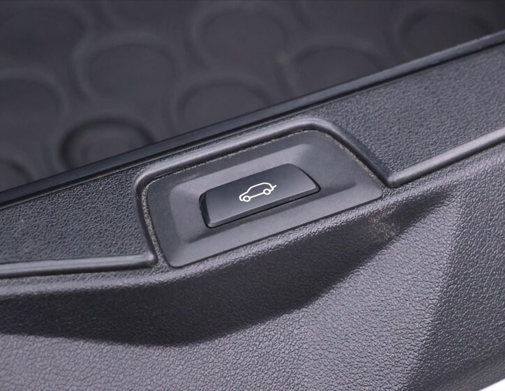 BMW X5 SUV 3,0 l 210 kw