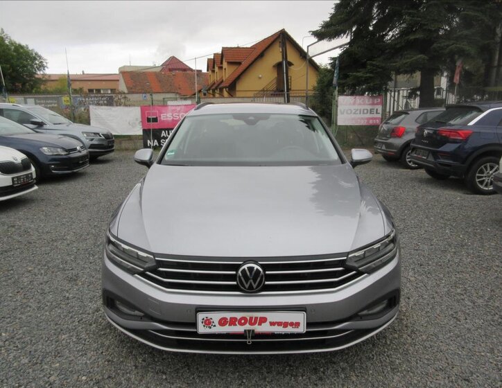 Volkswagen Passat Kombi 2,0 l 110 kw