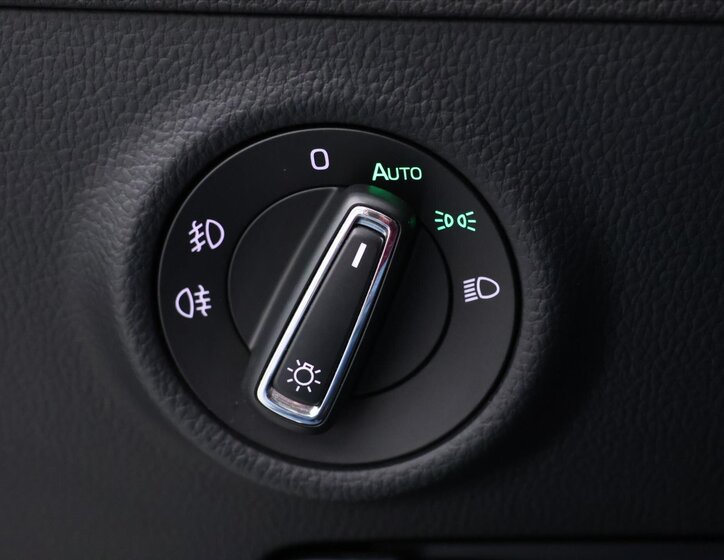 Škoda Superb Liftback 2,0 l 140 kw