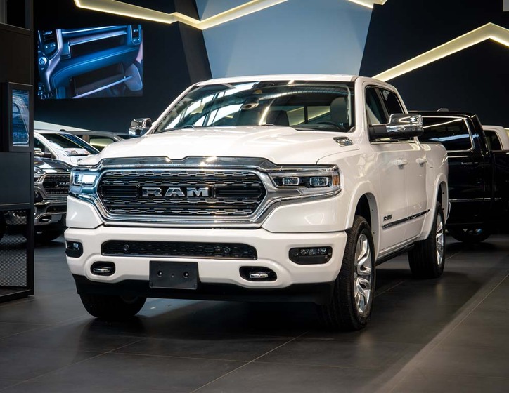 Dodge RAM 1