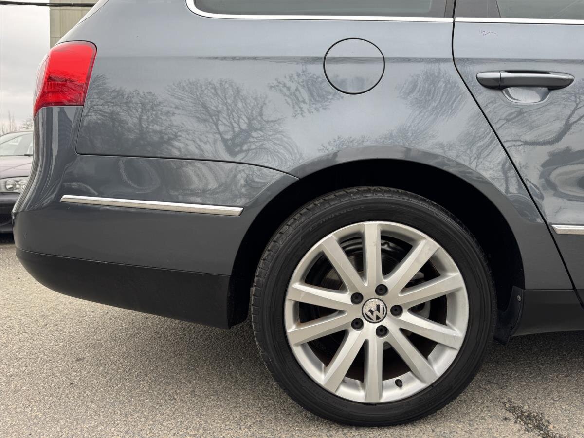 Volkswagen Passat Kombi 2,0 l 103 kw