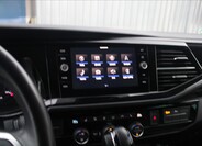 Volkswagen Multivan 13