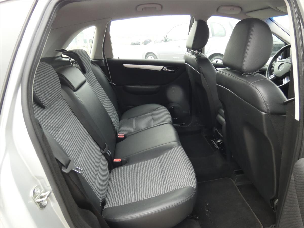 Mercedes-Benz Třídy B Hatchback 2,0 l 80 kw