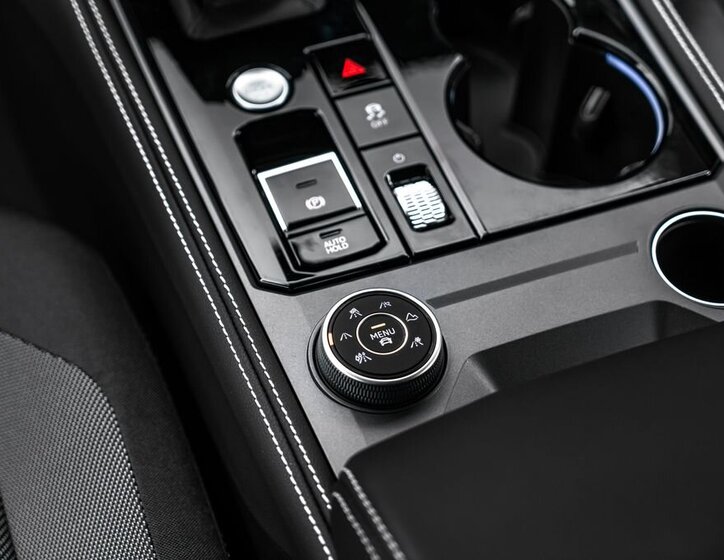 Volkswagen Touareg SUV / Terénní 3,0 l 170 kw