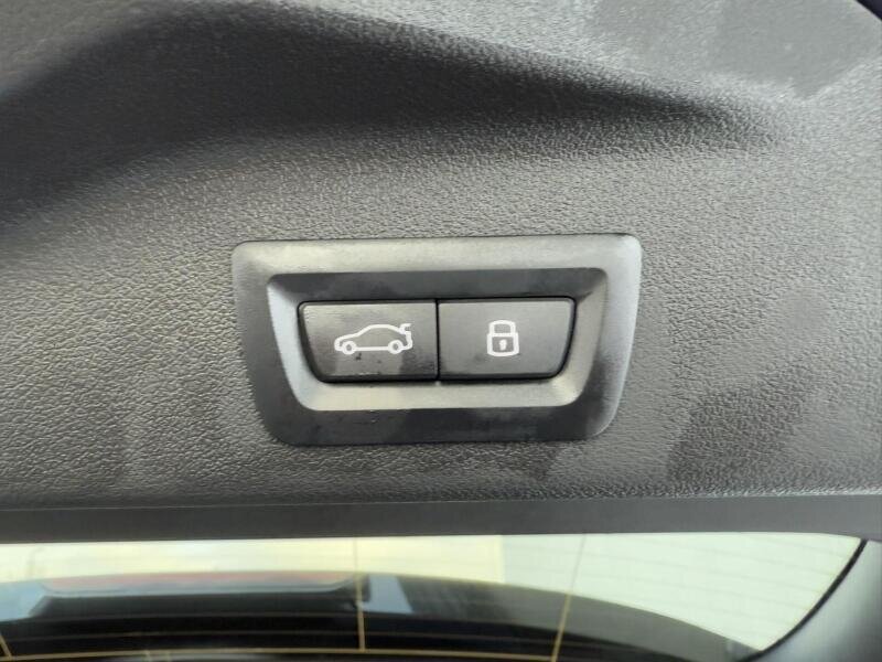 BMW X5 SUV 3,0 l 250 kw