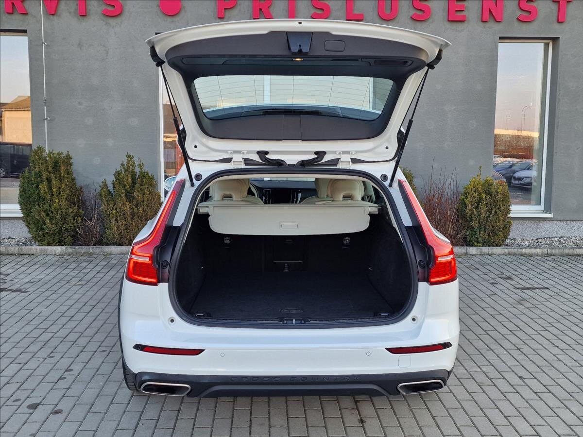 Volvo V60 Kombi 2,0 l 140 kw