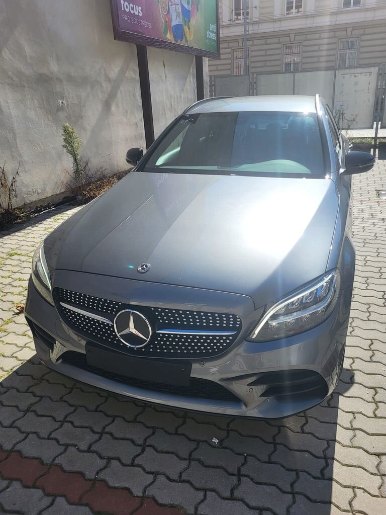 Mercedes-Benz Třídy C Kombi 2,0 l 143 kw