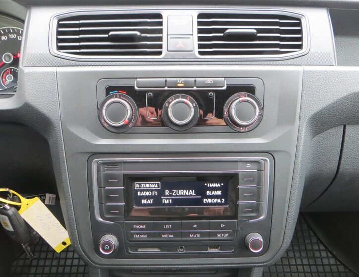 Volkswagen Caddy Skříň 1,4 l 81 kw