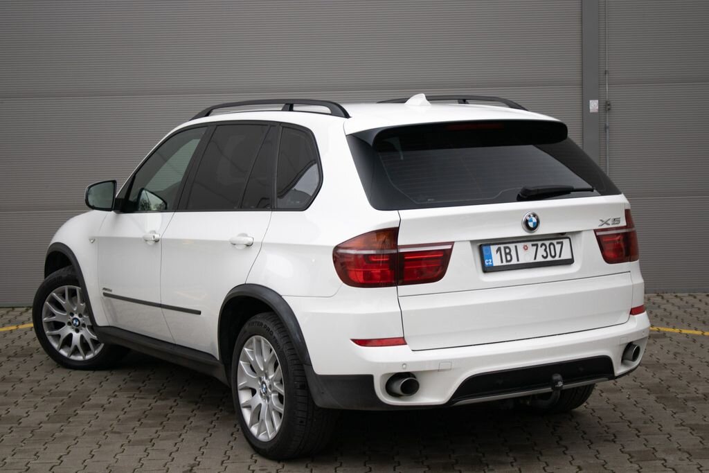 BMW X5 SUV 3,0 l 180 kw