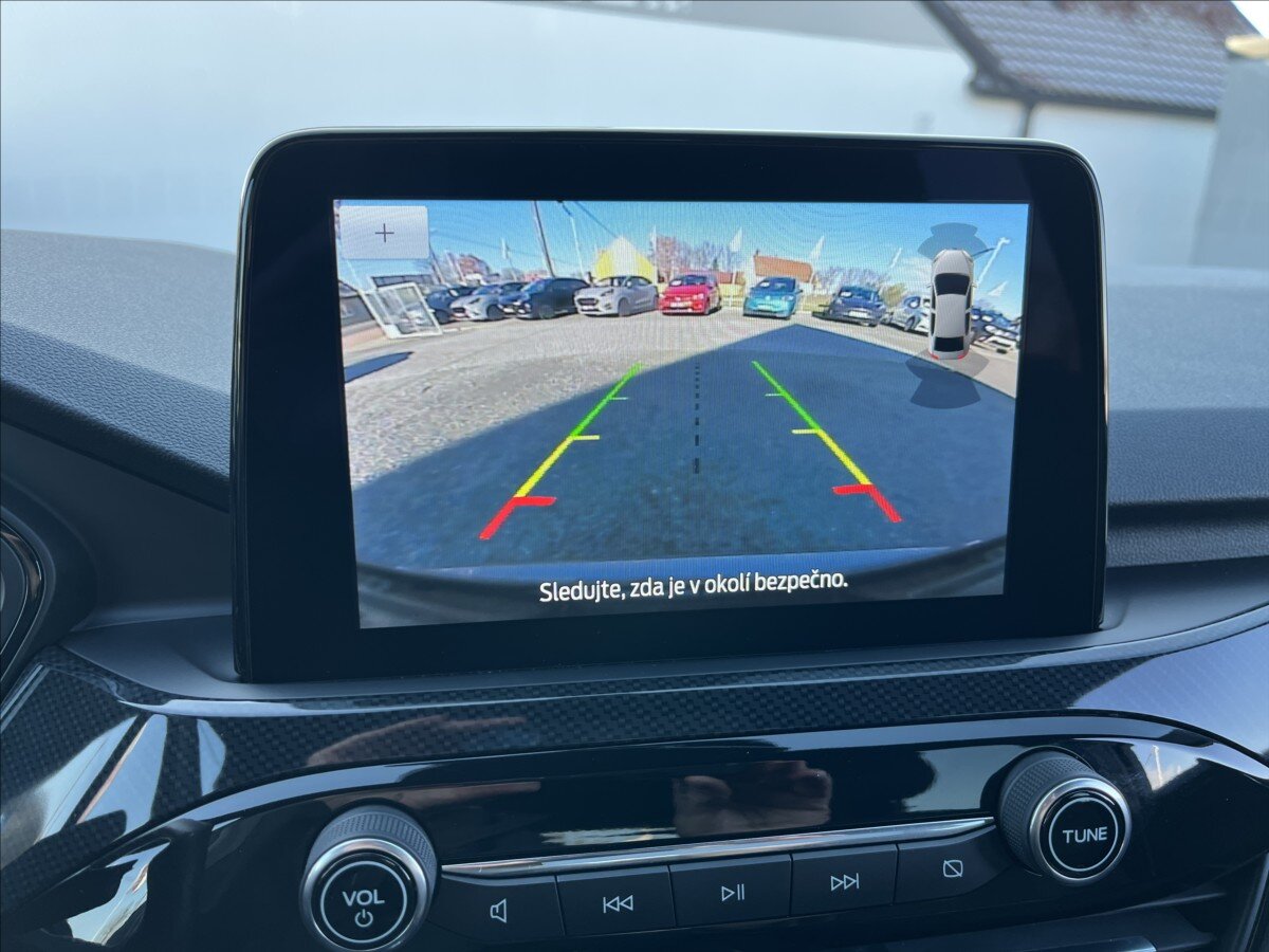 Ford Kuga Kombi 1,5 l 111 kw