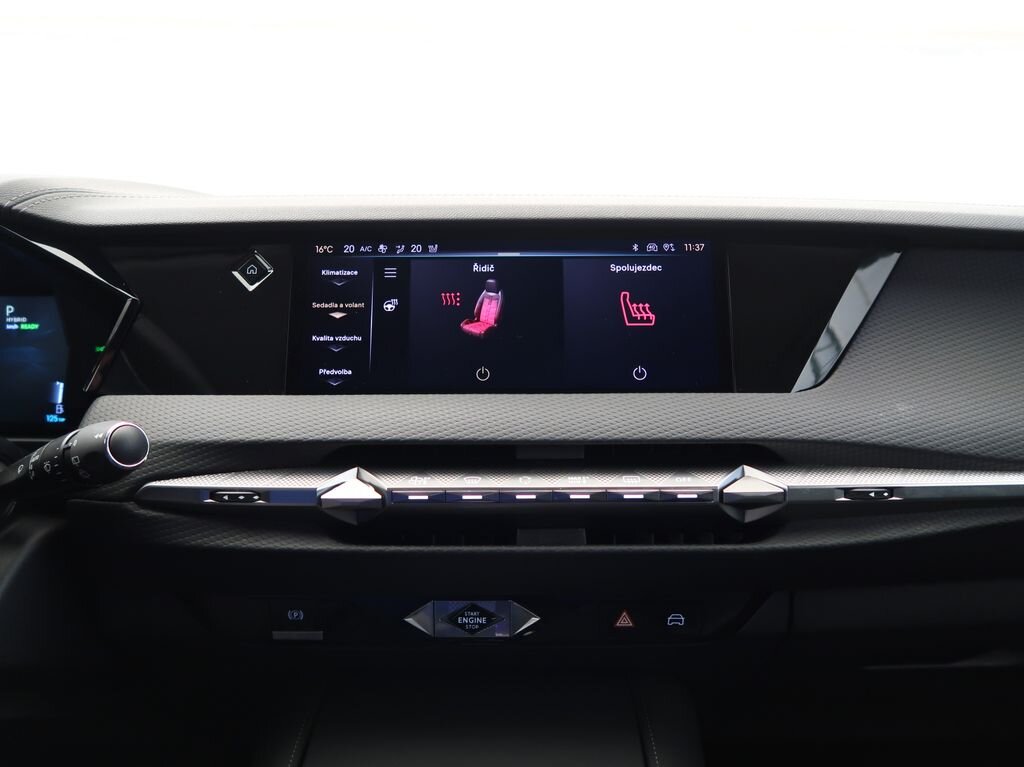 DS Automobiles DS4 Hatchback 1,6 l 132 kw