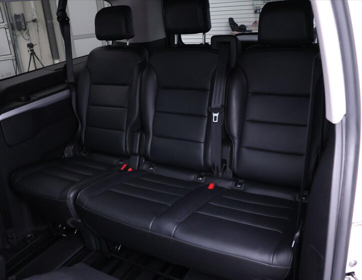 Citroën SpaceTourer MPV 2,0 l 130 kw