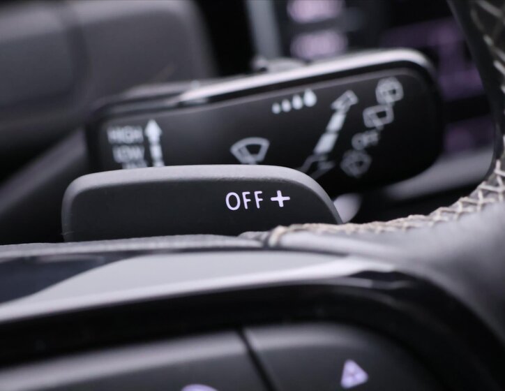 Volkswagen Golf Kombi 2,0 l 221 kw