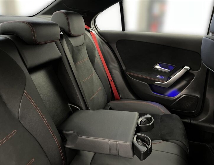 Mercedes-Benz Třídy A Sedan 2,0 l 225 kw