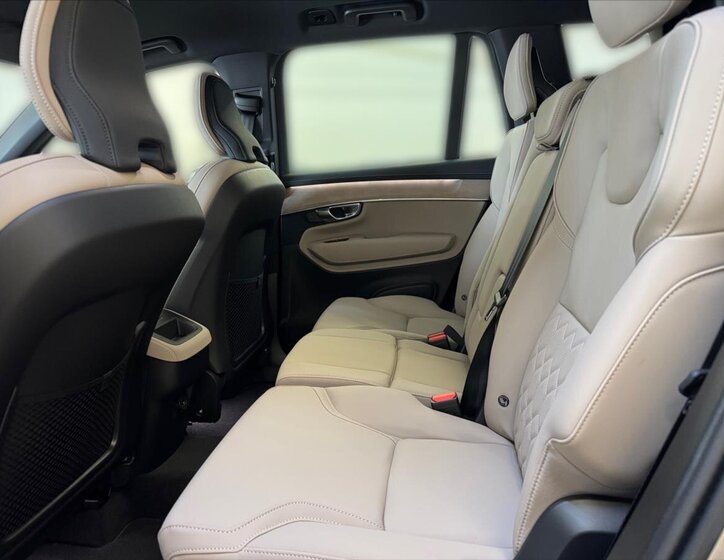 Volvo XC90 SUV 2,0 l 184 kw