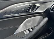 BMW Řada 8 14