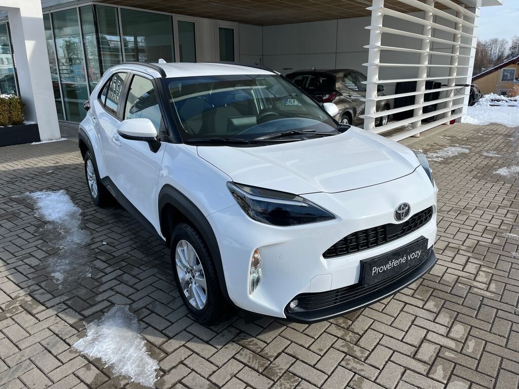 Toyota Yaris Cross SUV 1,5 l 68 kw