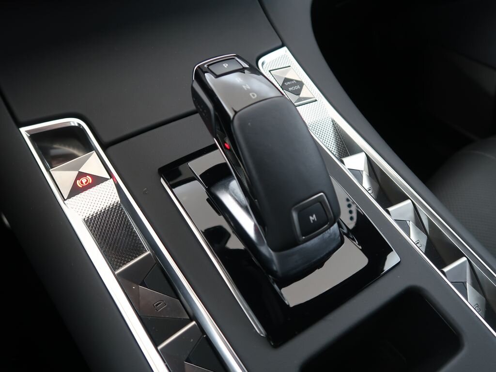 DS Automobiles DS7 Crossback SUV / Terénní 1,5 l 96 kw