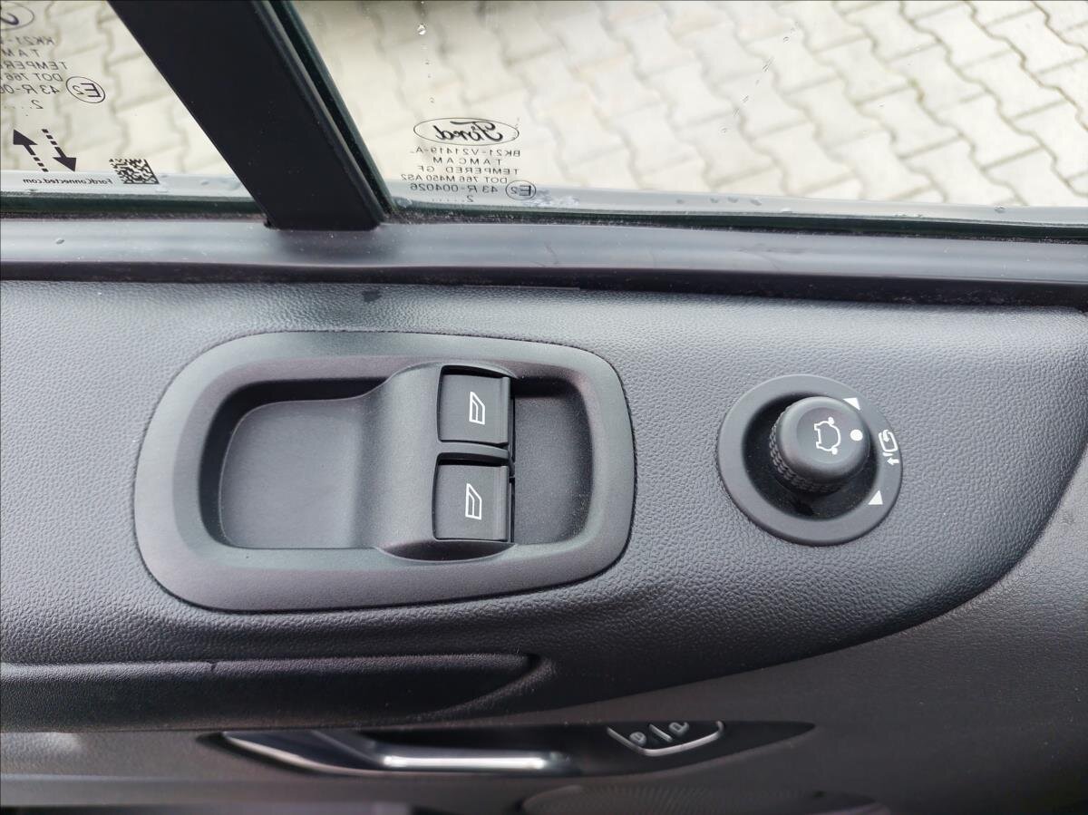 Ford Transit Custom Skříň 2,0 l 77 kw