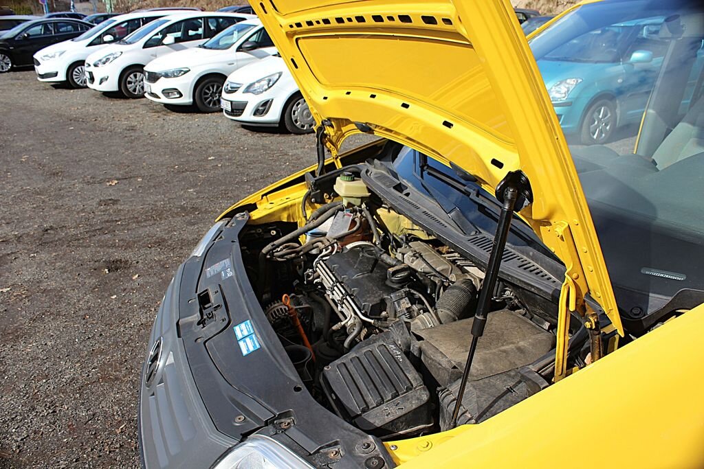 Volkswagen Caddy Skříň 2,0 l 51 kw