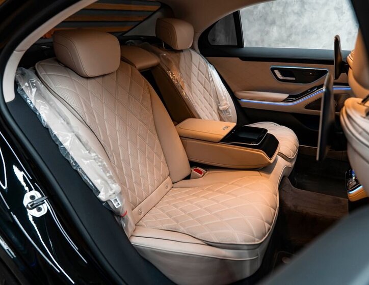 Mercedes-Benz Třídy S Sedan 4,0 l 370 kw