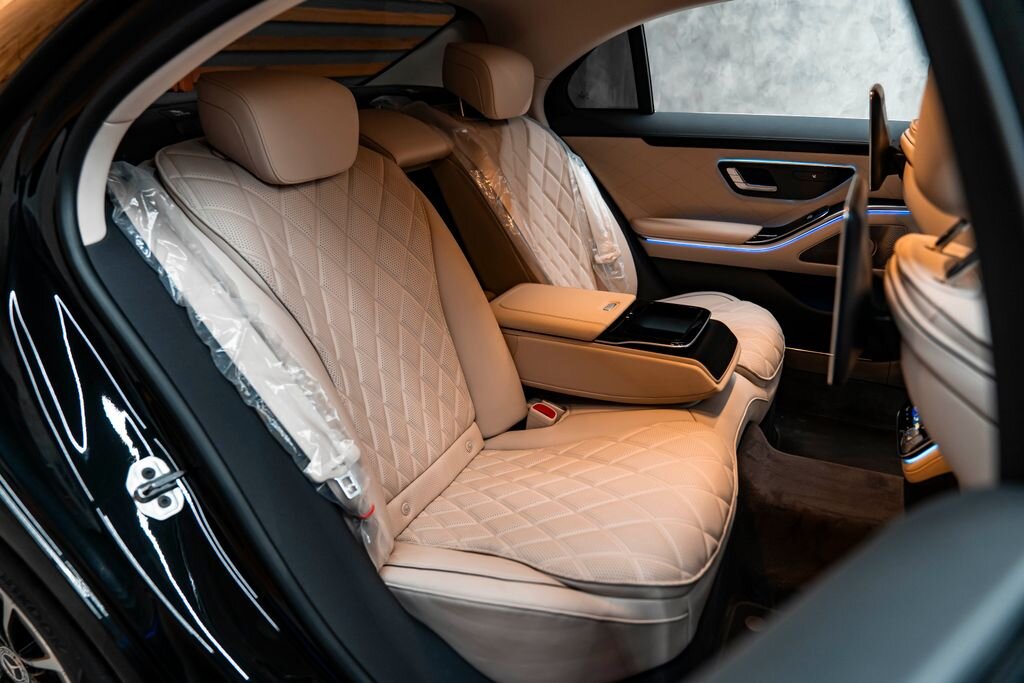 Mercedes-Benz Třídy S Sedan 4,0 l 370 kw