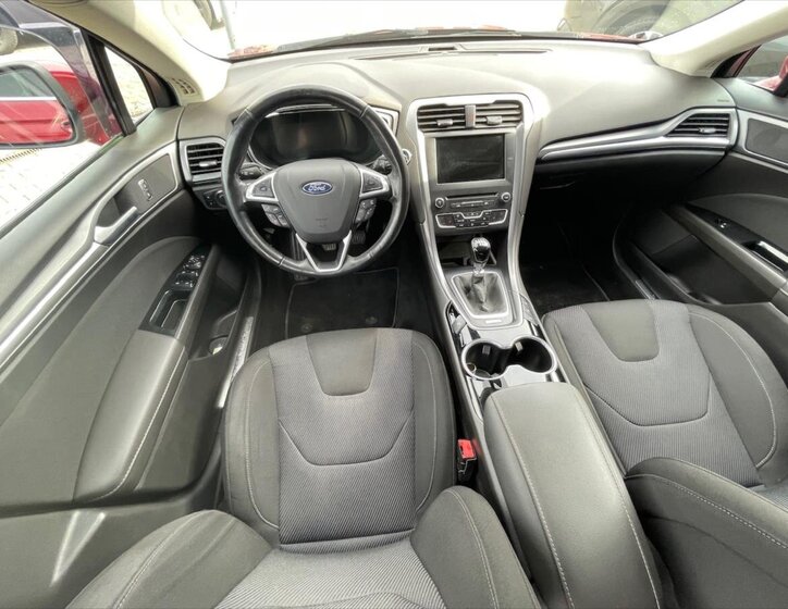 Ford Mondeo Hatchback 1,5 l 118 kw