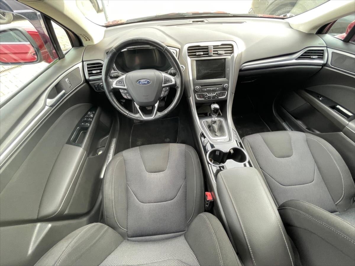 Ford Mondeo Hatchback 1,5 l 118 kw