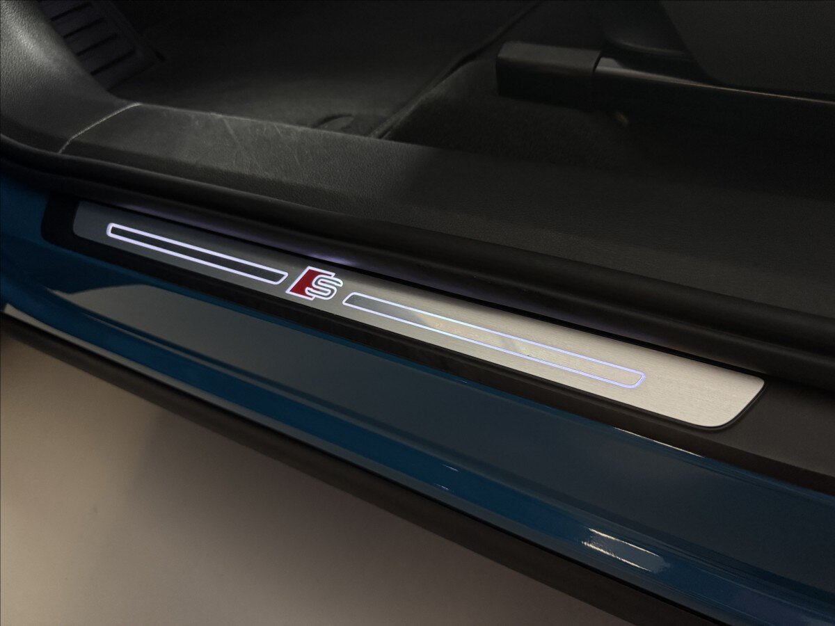 Audi e-tron SUV 0,0 300 kw