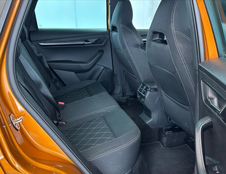 Škoda Karoq SUV / Terénní 1,5 l 110 kw