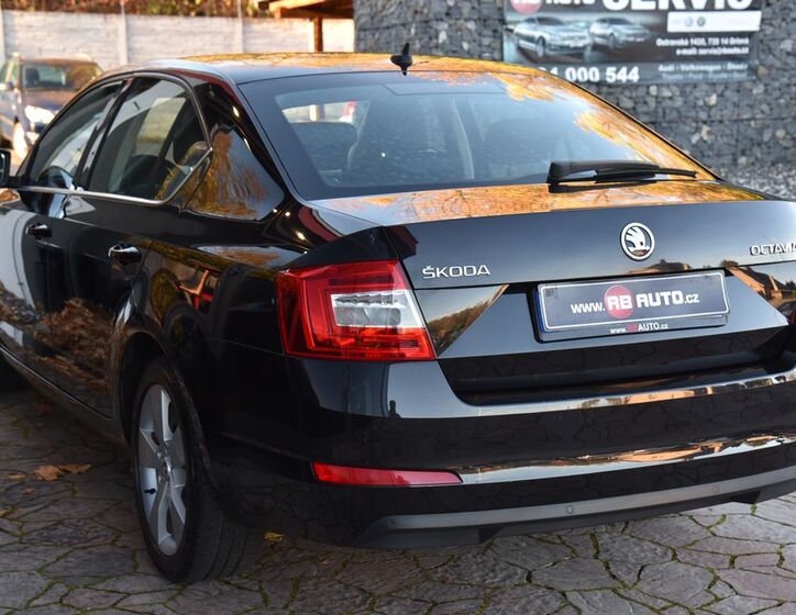 Škoda Octavia 10