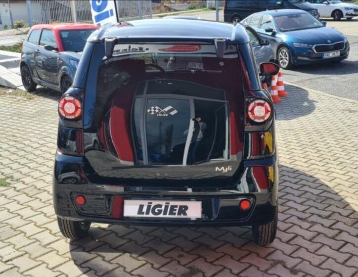 Ligier Ostatní Hatchback 499,0 6 kw