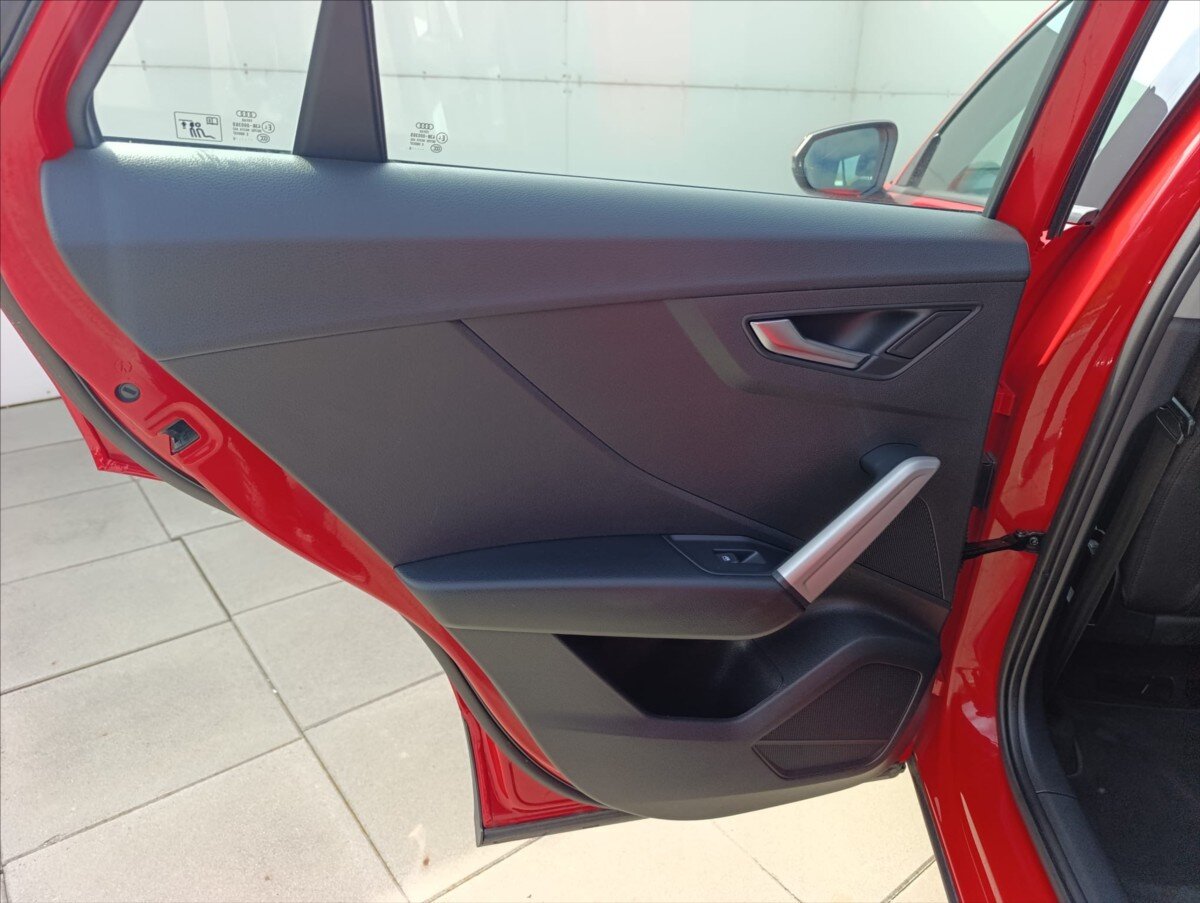 Audi Q2 SUV / Terénní 999,0 85 kw