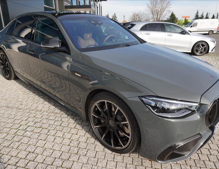 Mercedes-Benz Třídy S 1