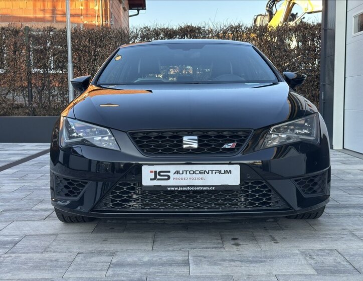 Seat Leon Hatchback 2,0 l 213 kw