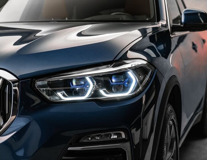 BMW X5 SUV 3,0 l 250 kw