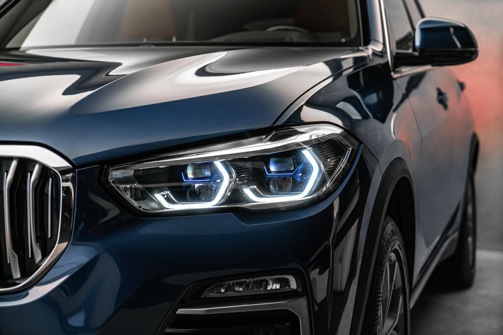BMW X5 SUV 3,0 l 250 kw