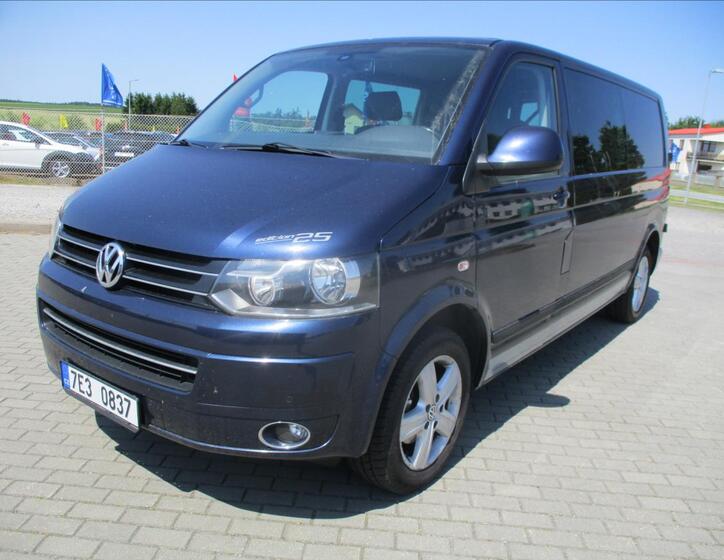 Volkswagen Transporter 1