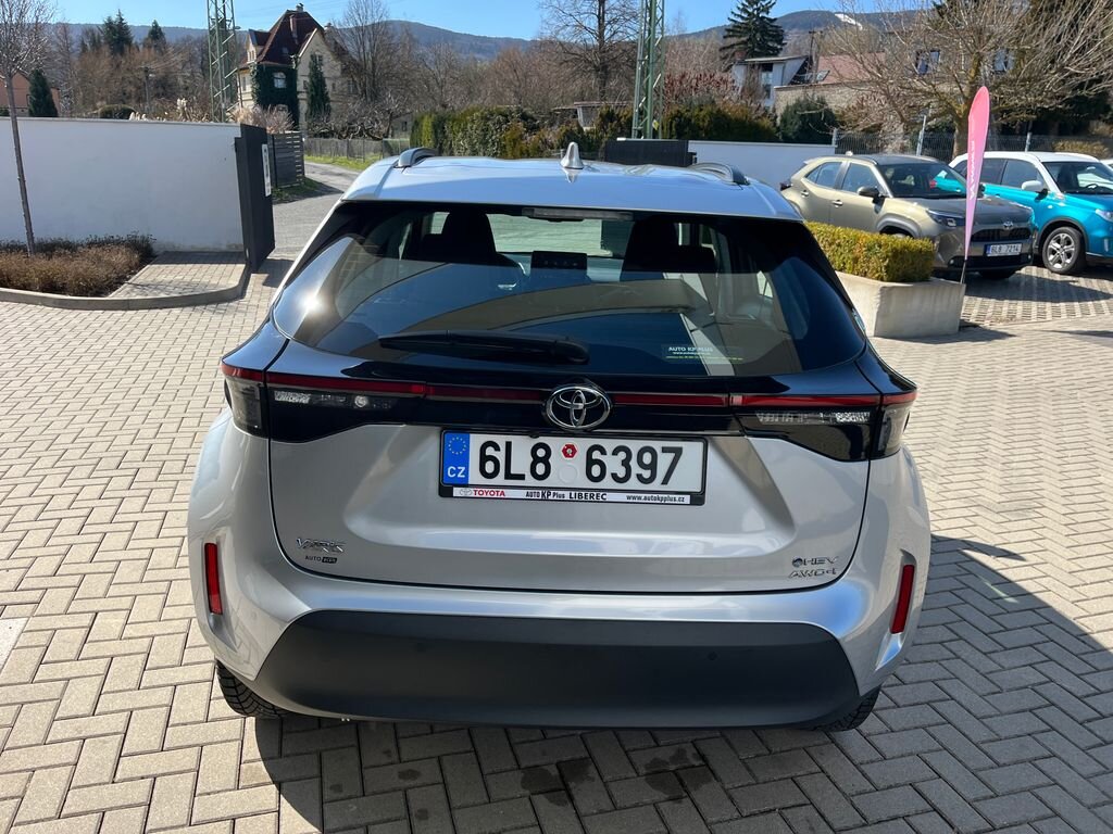 Toyota Yaris Cross SUV / Terénní 1,5 l 68 kw