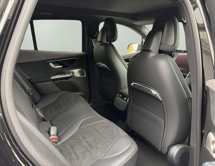 Mercedes-Benz Ostatní SUV 1,0 330 kw