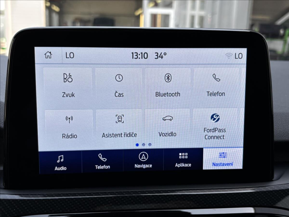 Ford Kuga SUV / Terénní 2,0 l 88 kw