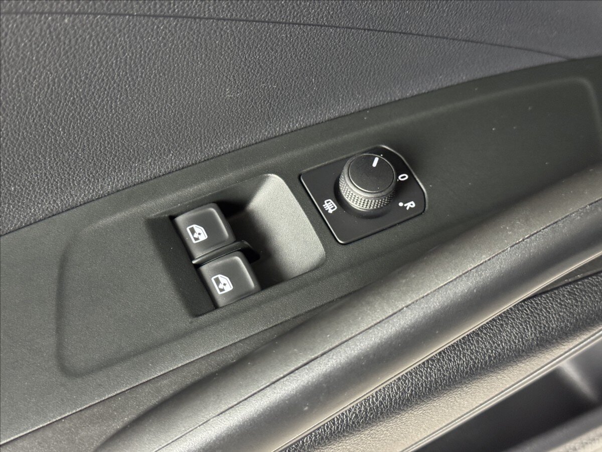 Škoda Fabia Hatchback 999,0 48 kw