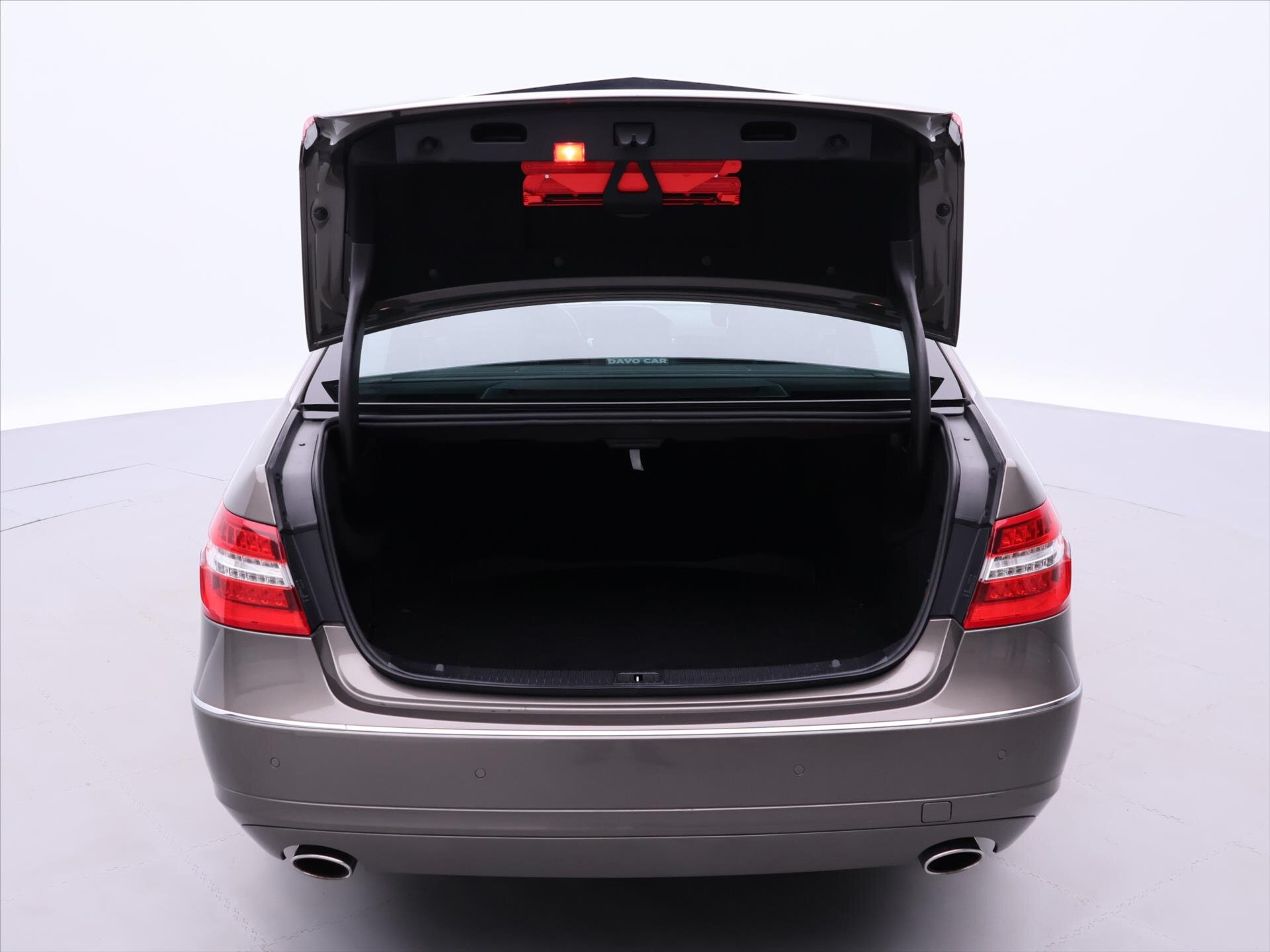 Mercedes-Benz Třídy E Sedan 3,0 l 150 kw