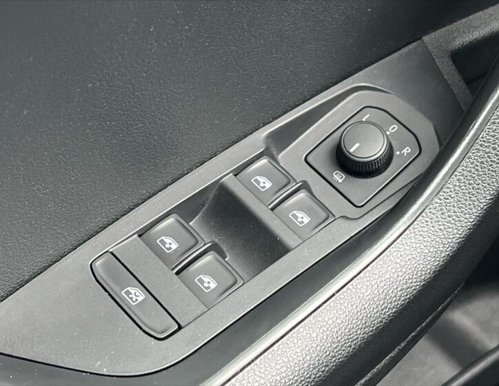 Škoda Karoq SUV 2,0 l 110 kw